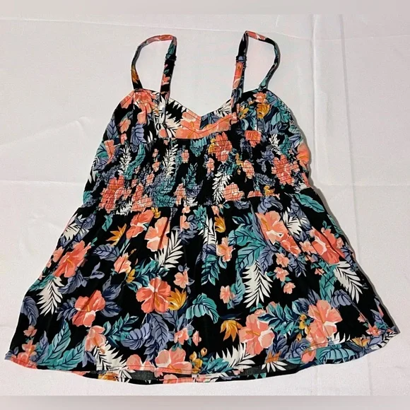 Women’s torrid GUC floral tank size 00 (M/L) - Picture 2 of 3